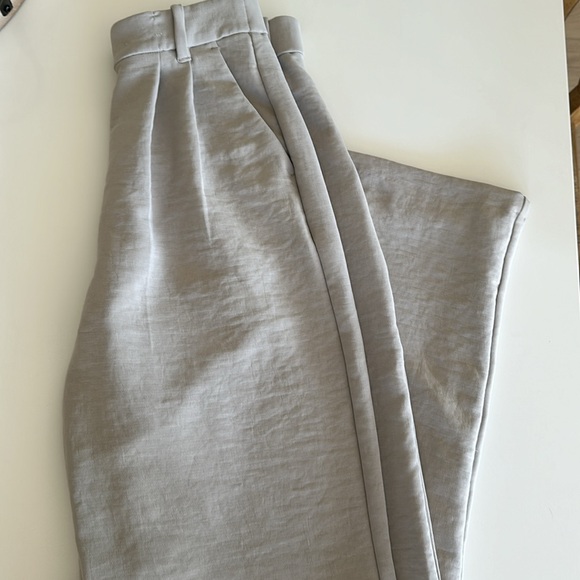 Abercrombie slacks! - Picture 3 of 9